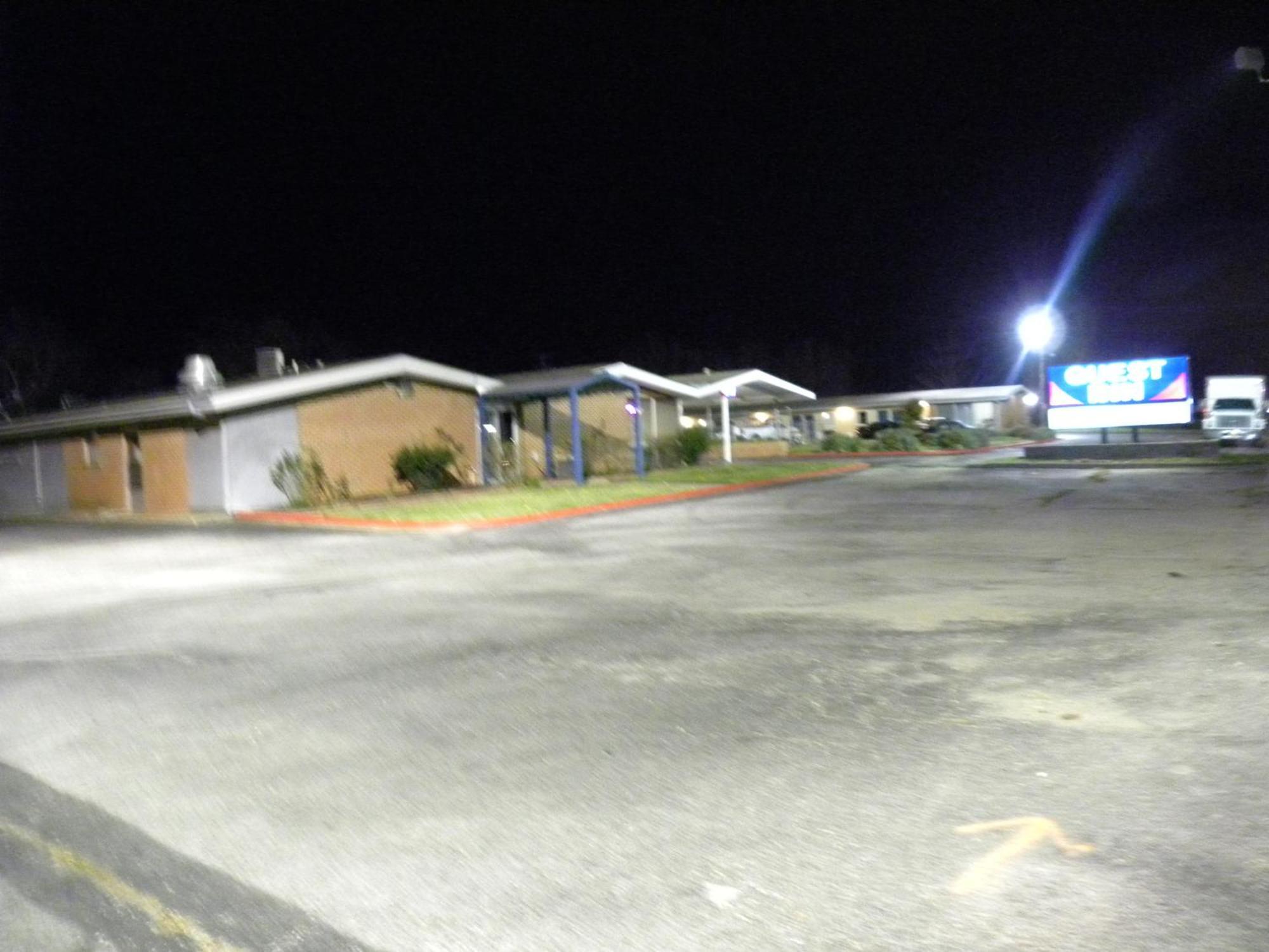 Guest Inn Rogers Esterno foto