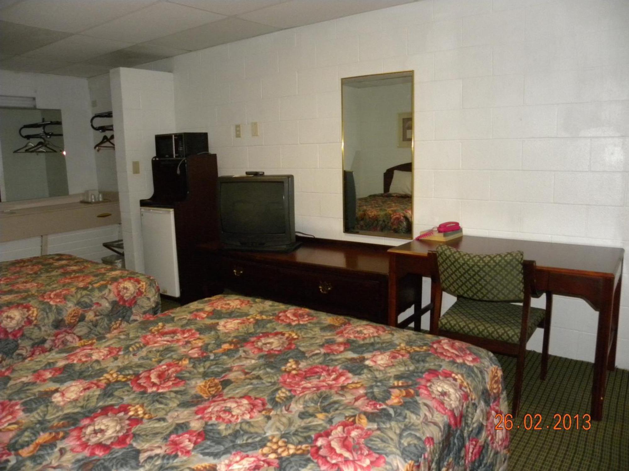 Guest Inn Rogers Esterno foto