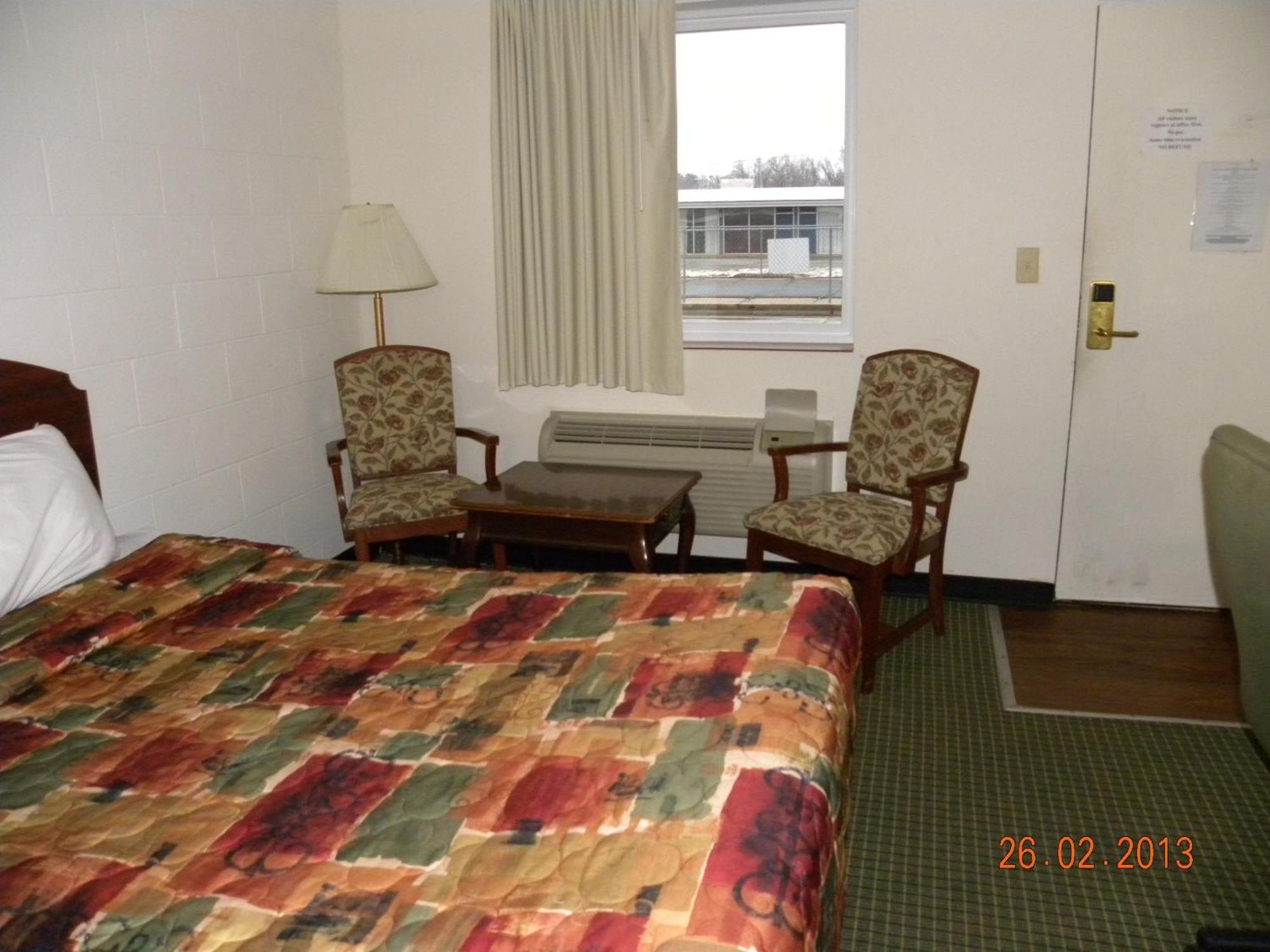 Guest Inn Rogers Esterno foto